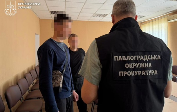 Слідчий огляд місця події після затримання підозрюваного у катуванні