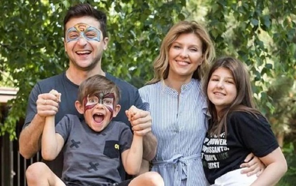 Президент України Володимир Зеленський з родиною в Києві під час війни
