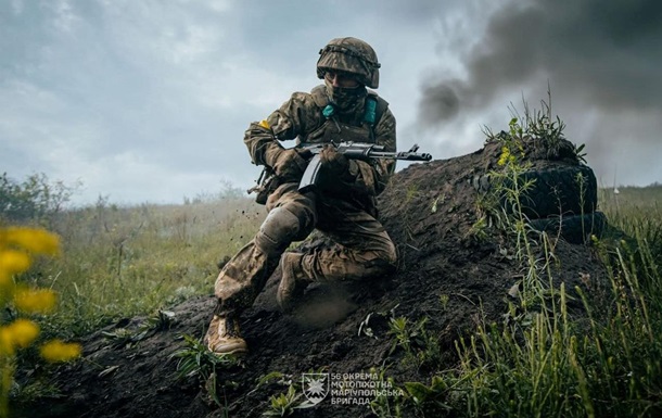 Українські військові тримають оборону на Покровському напрямку