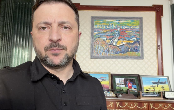 Президент України Володимир Зеленський під час офіційного звернення про відмову Путіна від переговорів