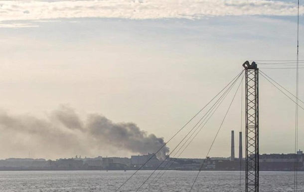 Військово-морська база Кронштадт після атаки українських безпілотників