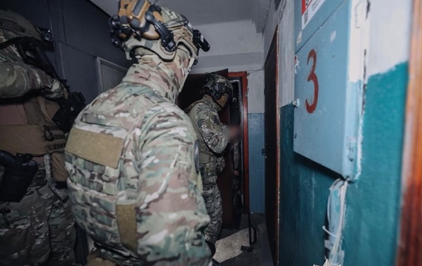 Спецслужби затримують російського агента, який готував замах на представника ГУР