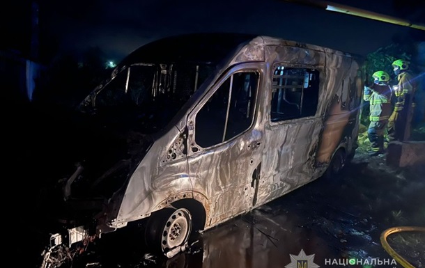 Затримання підозрюваного у підпалі військового автомобіля в Одесі СБУ та поліцією