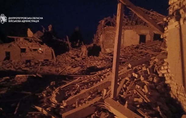 Наслідки ворожих обстрілів у Дніпропетровській області