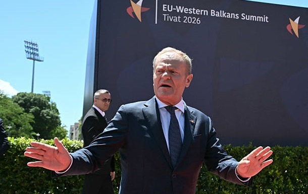 Дональд Туск виступає щодо відносин з Україною