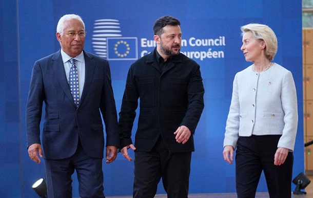 Президент України Володимир Зеленський під час інтерв'ю щодо переговорів з РФ