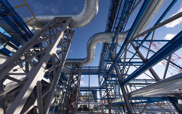Танкер для транспортування СПГ у відкритому морі