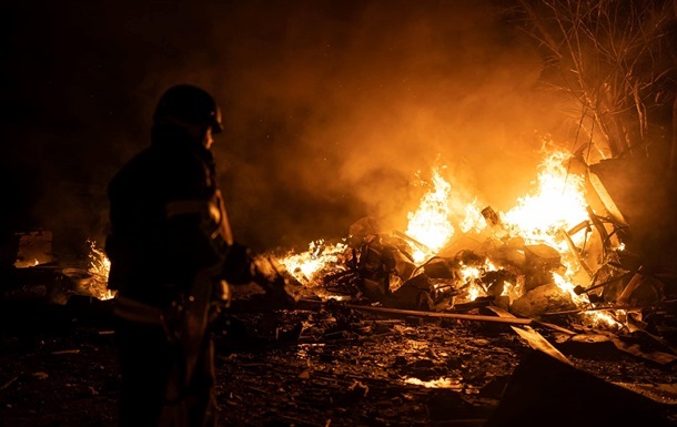 Наслідки ворожого обстрілу українських міст