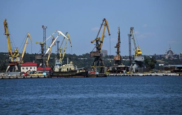 Зерновий термінал у порту Маріуполя під контролем окупантів