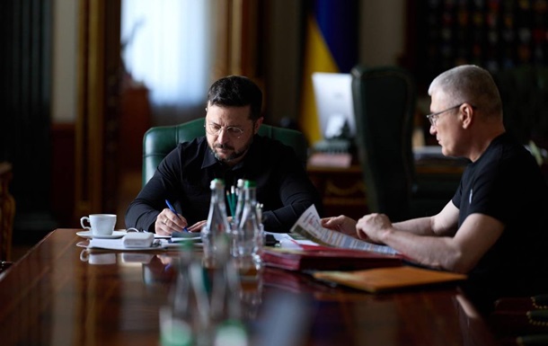 Російська система ППО на бойовому чергуванні біля стратегічного об'єкту
