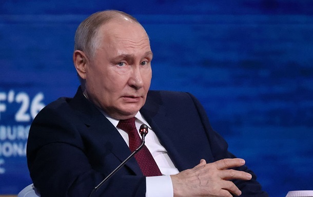 Охоронці Путіна під час публічного заходу у Кремлі