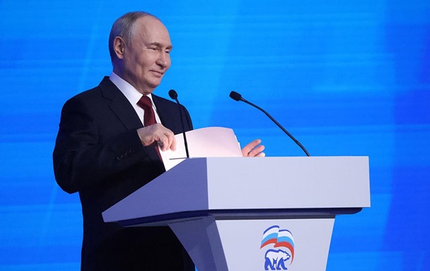 Володимир Путін на пункті управління військами