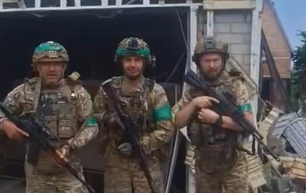 Українські військові в Костянтинівці підтверджують контроль міста