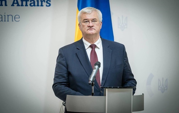 Наслідки російського балістичного удару по Києву