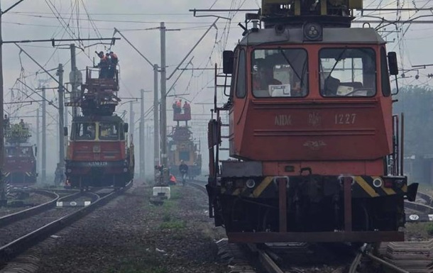 Відновлення руху поїздів на Київщині після атаки РФ