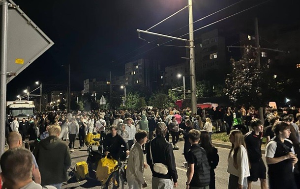 Конфлікт біля автомобіля ТЦК у Львові