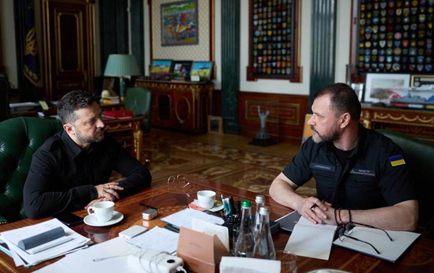 Володимир Зеленський та Ігор Клименко обговорюють питання безпеки під час війни