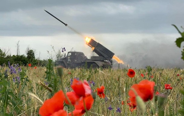 Українські військові на позиціях під час відбиття штурмів російських окупантів