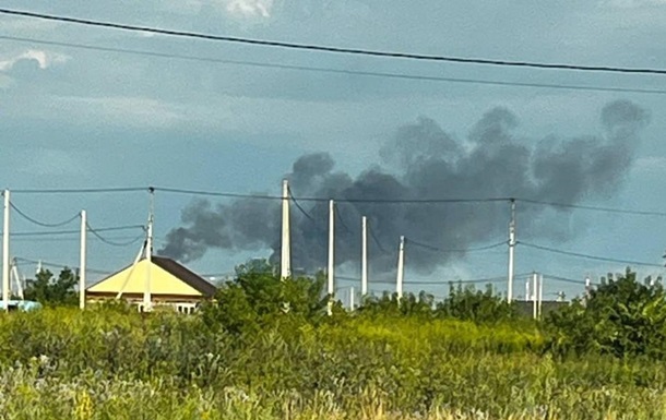 Пожежа на російському НПЗ після атаки дронів