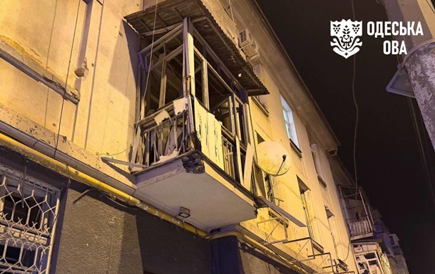 Наслідки ракетного удару по житловому будинку в Одесі